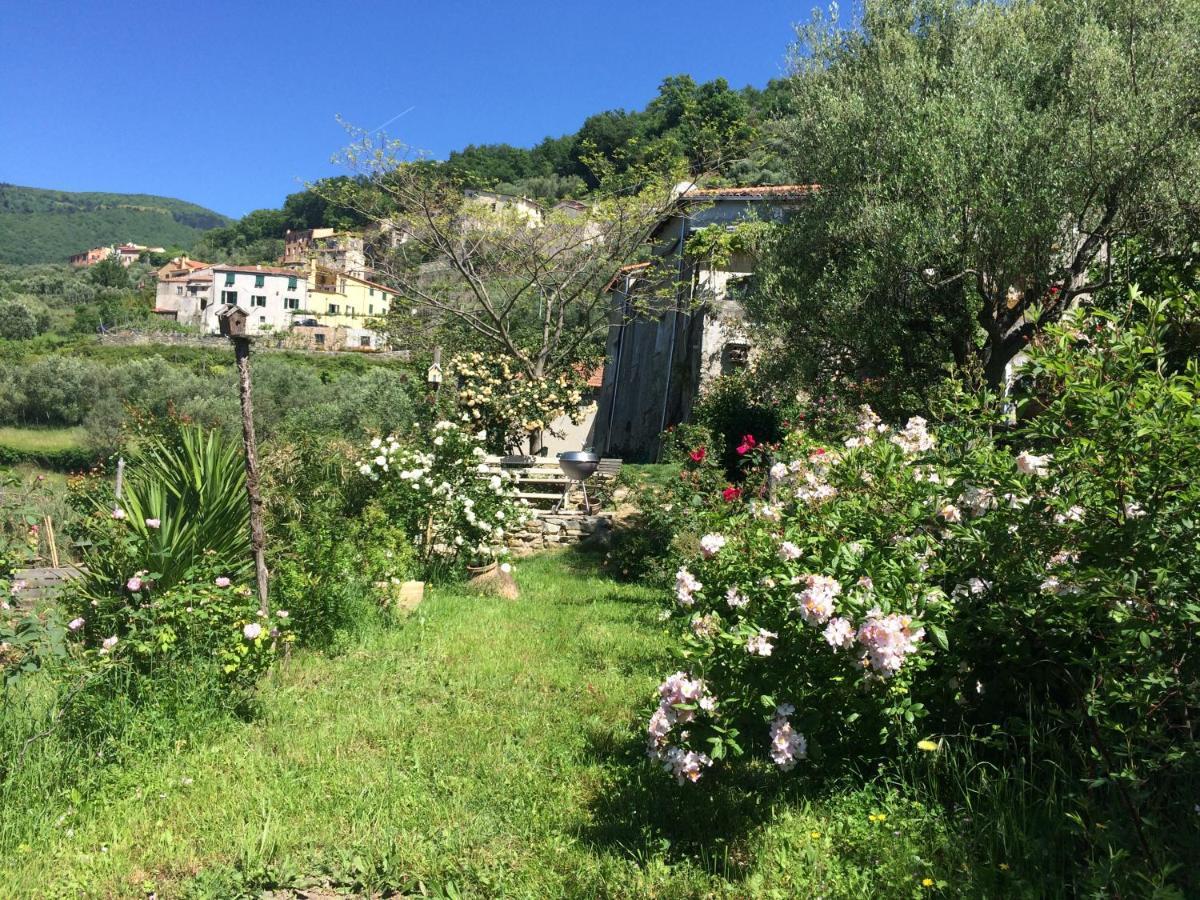 Antica Casa Del Canto Iara - Private Parking Calice Ligure المظهر الخارجي الصورة
