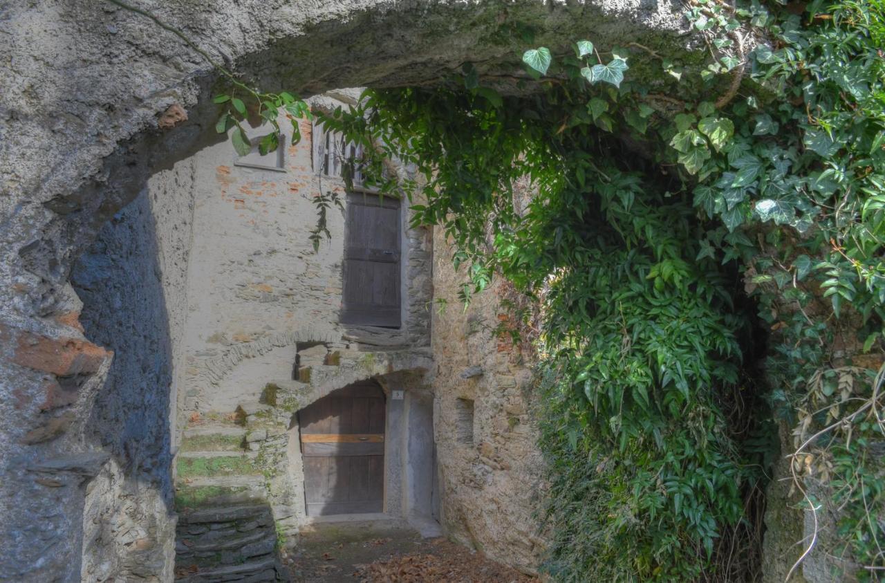 Antica Casa Del Canto Iara - Private Parking Calice Ligure المظهر الخارجي الصورة