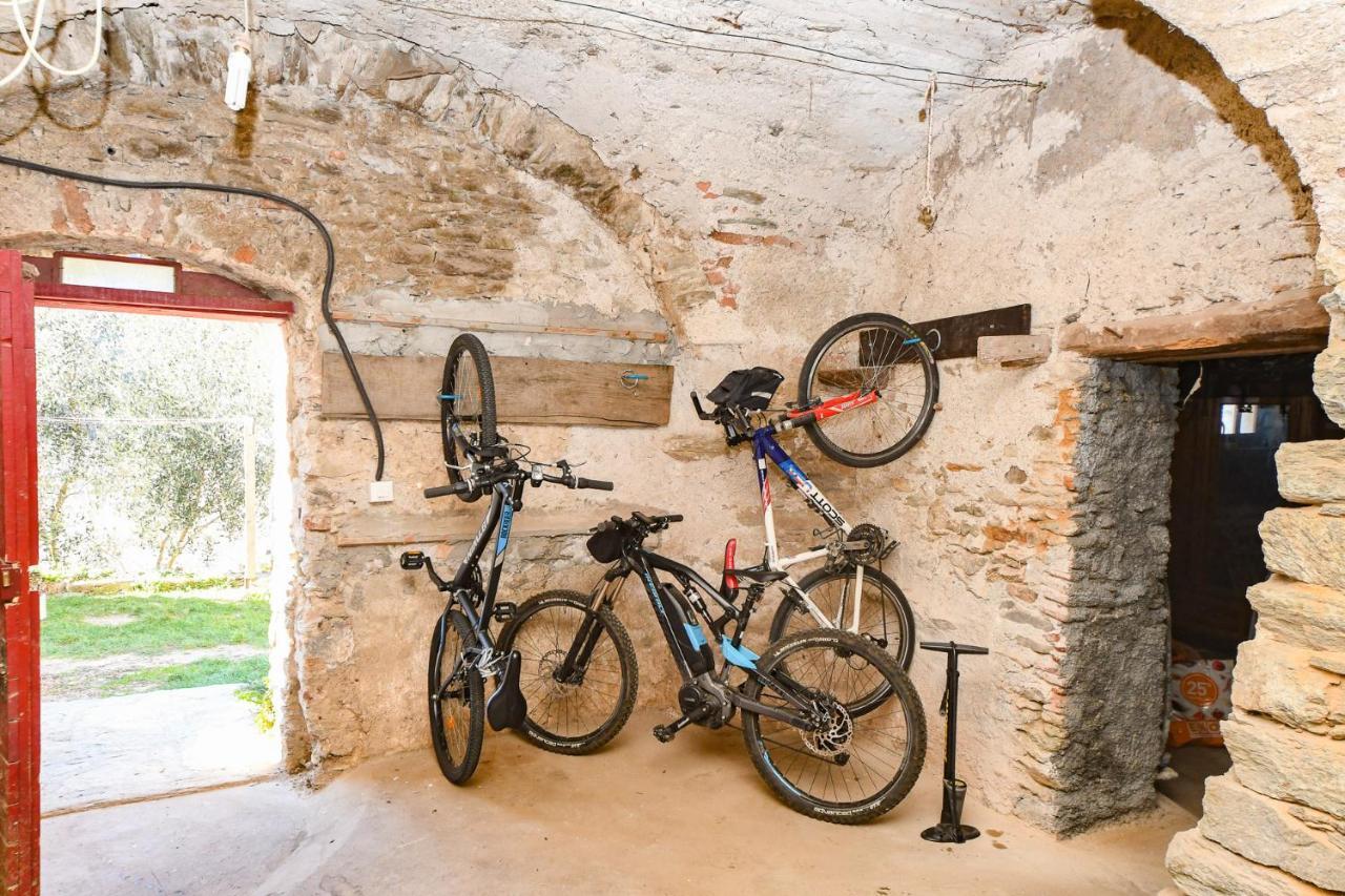 Antica Casa Del Canto Iara - Private Parking Calice Ligure المظهر الخارجي الصورة
